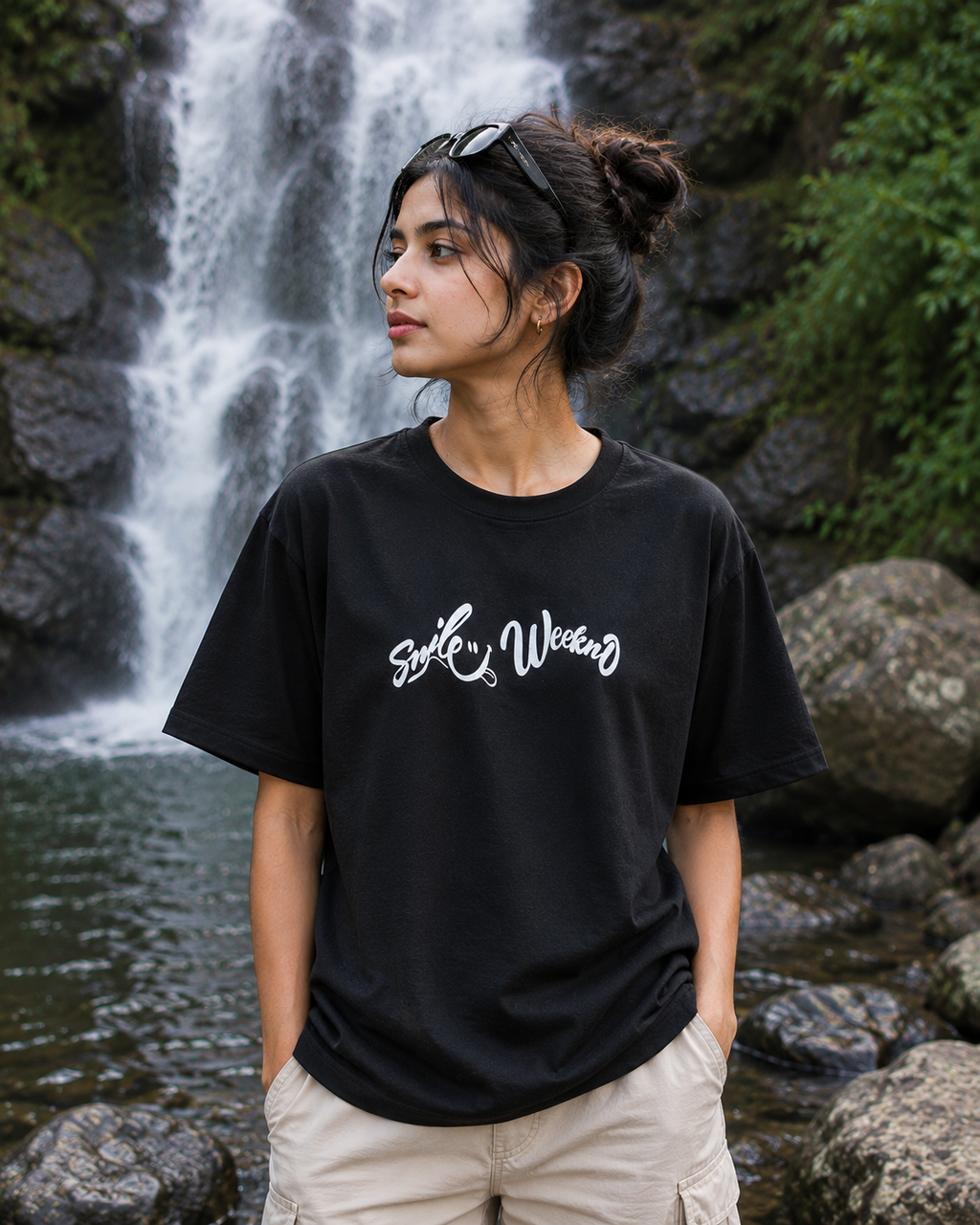 The Stranger'z Store Easy Days Graphic Oversized T-Shirt