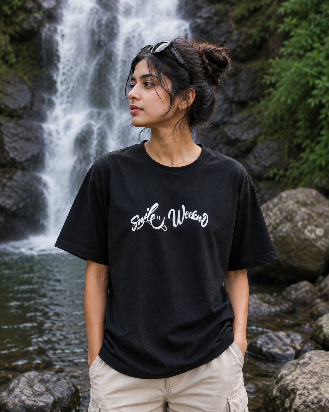 The Stranger'z Store Easy Days Graphic Oversized T-Shirt
